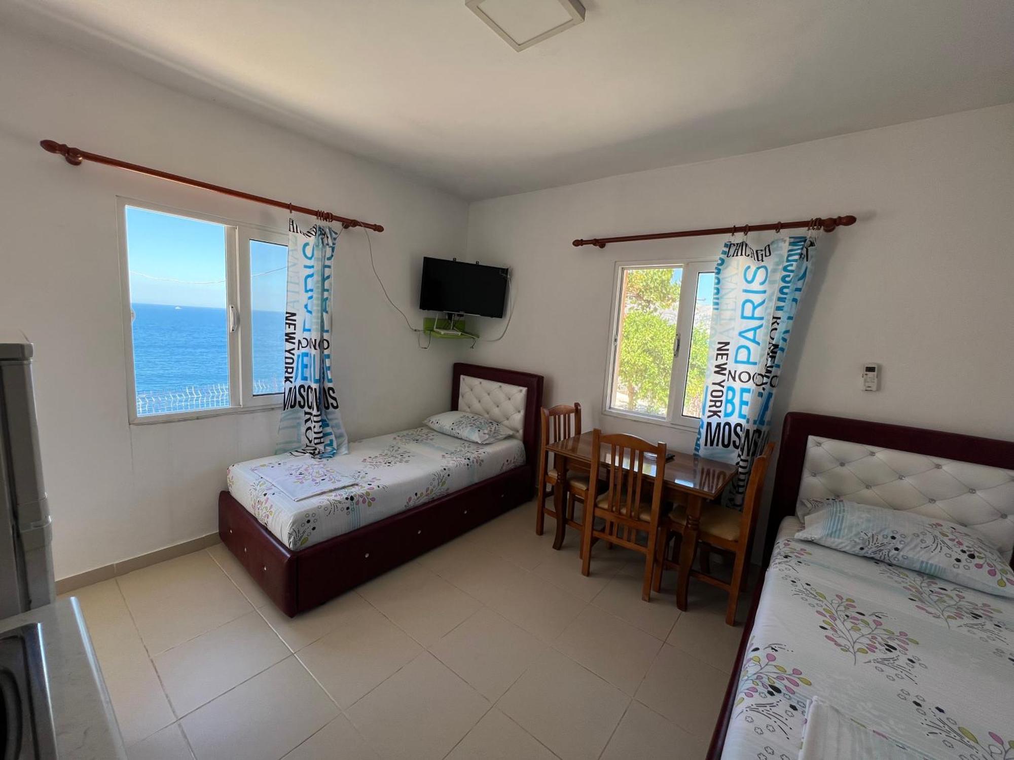 Prive Hill Saranda Villa Bagian luar foto