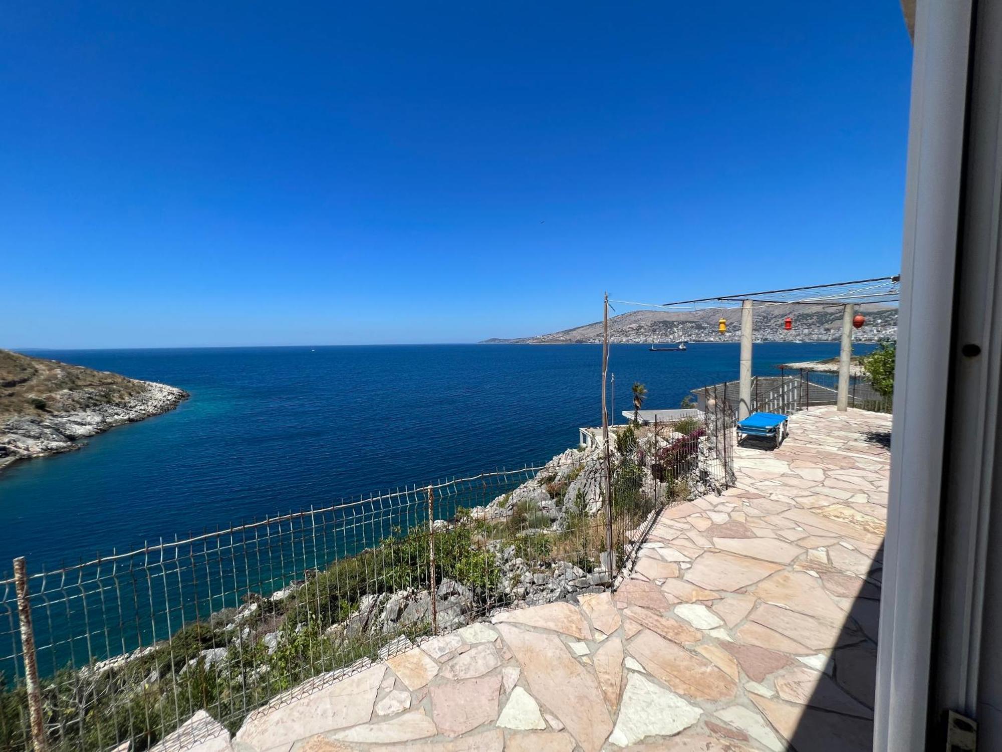 Prive Hill Saranda Villa Bagian luar foto