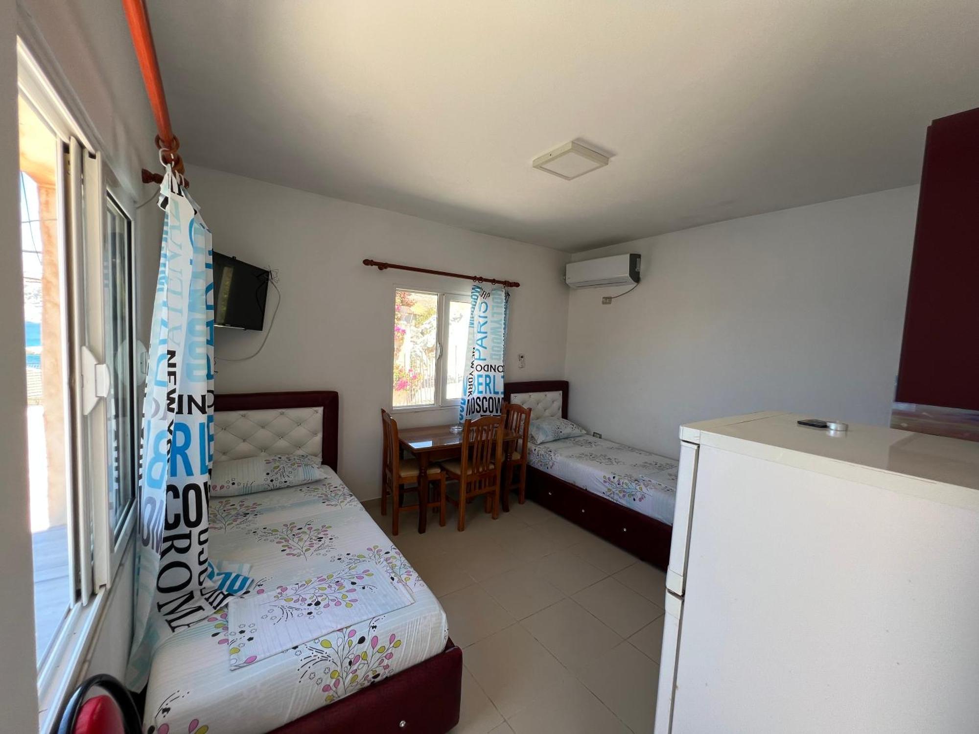 Prive Hill Saranda Villa Bagian luar foto