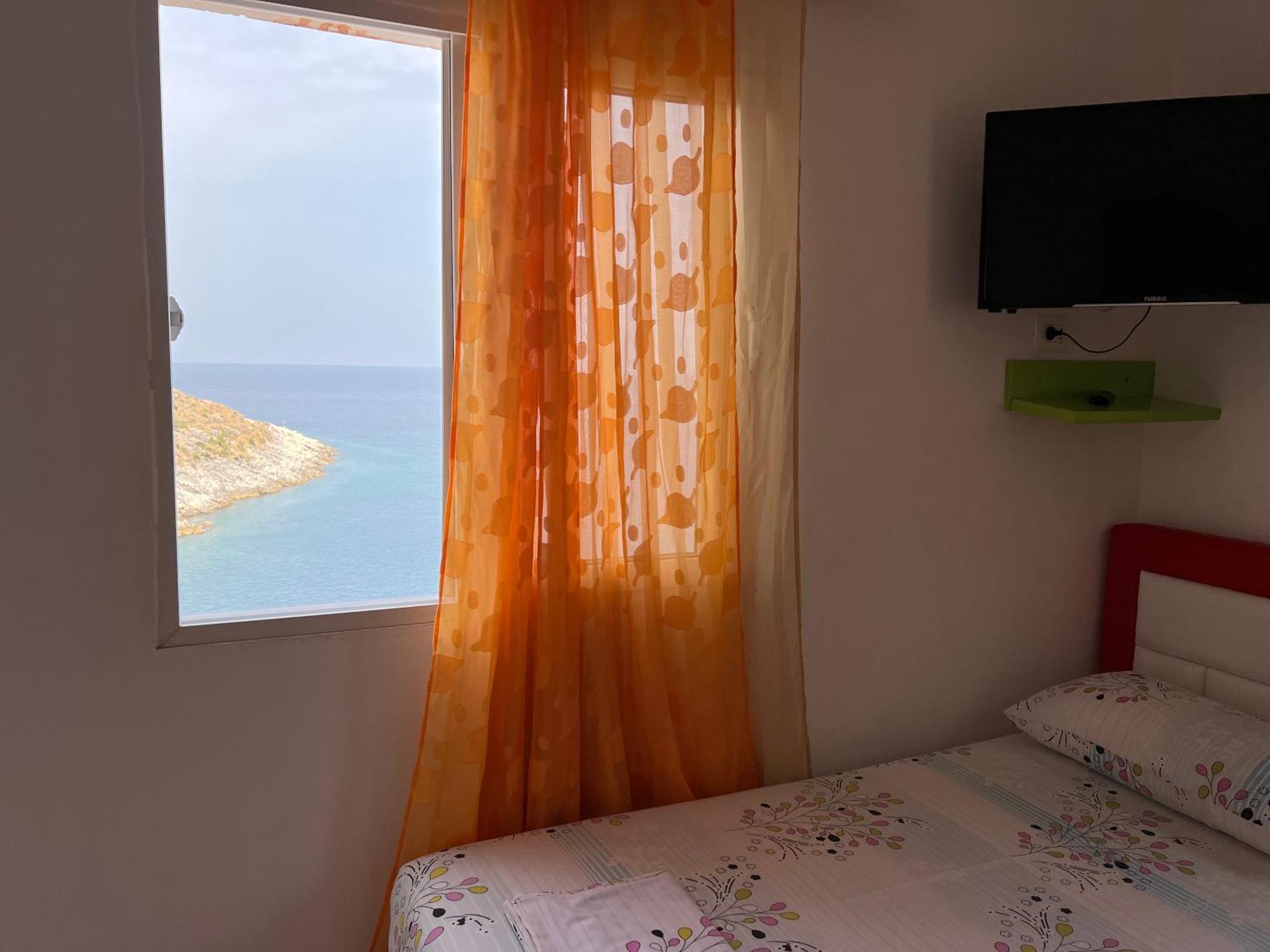 Prive Hill Saranda Villa Bagian luar foto