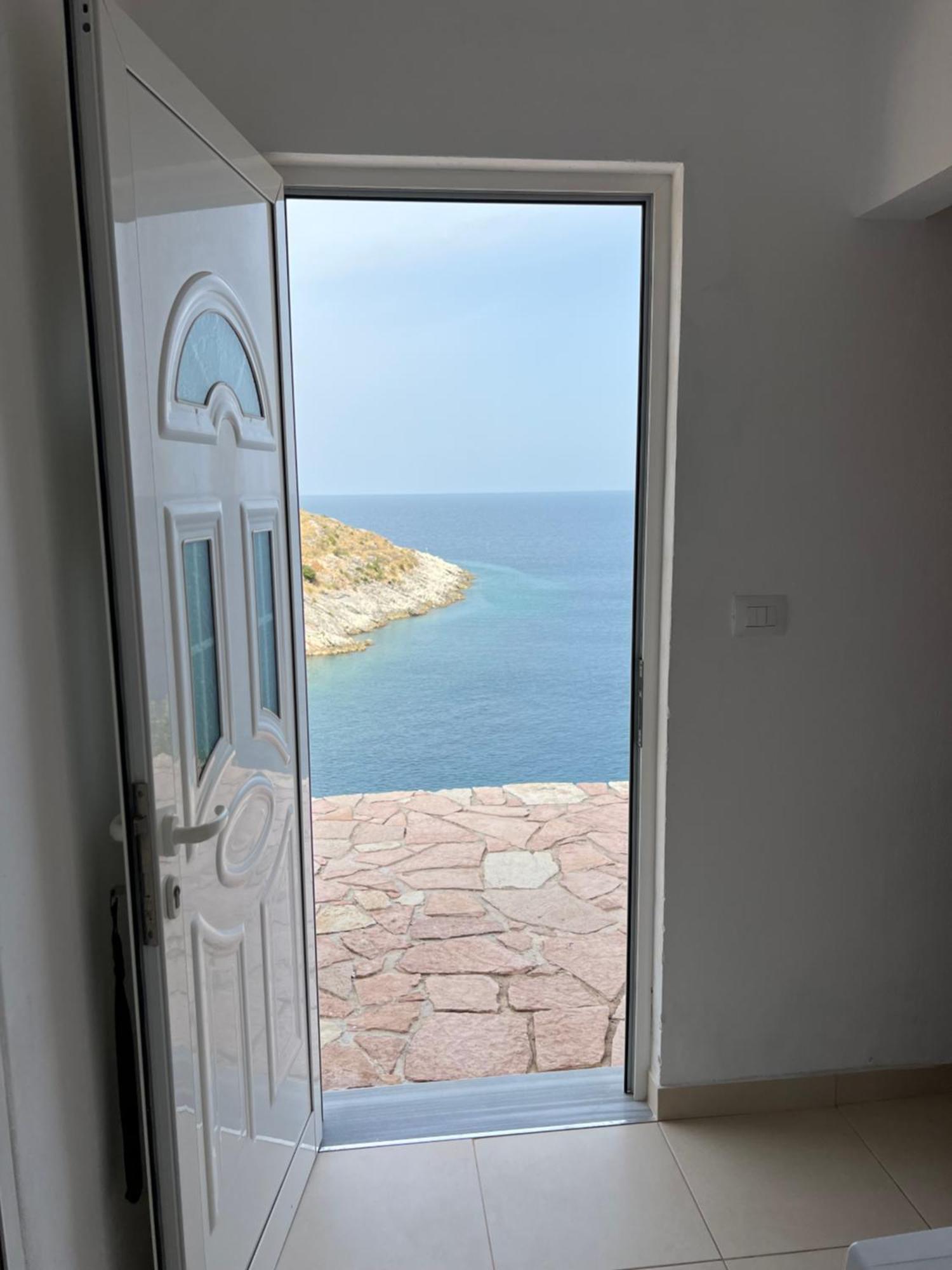 Prive Hill Saranda Villa Bagian luar foto